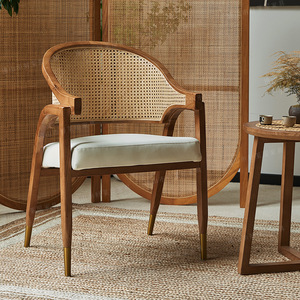 Chaise de salle à manger en rotin et bois massif de haute qualité au design nordique moderne rétro pour la maison, l'appartement, le restaurant, l'hôtel - Product Image 3