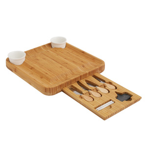 Ensemble de planches à fromage en bambou avec couteaux et ardoise pour usage domestique, idée cadeau durable - Product Image 2