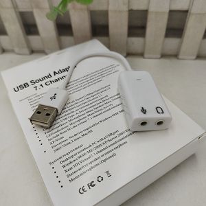 Tarjeta de sonido externa USB de 7.1 canales, color blanco, con cable para salida de audio de computadora - Product Image 1
