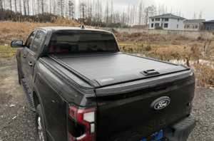 Couverture de benne manuelle enroulable en alliage d'aluminium, rétractable, étanche et verrouillable pour Toyota, <span class=keywords><strong>Ford</strong></span> Ranger, GMC <span class=keywords><strong>Sierra</strong></span> - Product Image 2