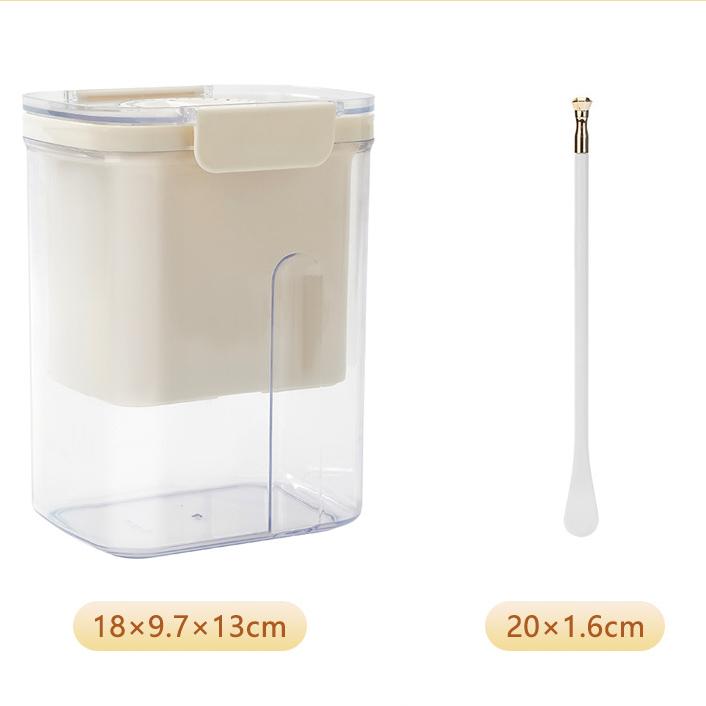 White spoon+Cream white