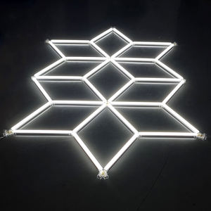 Lumière LED Hexago, lumière de plafond LED pour garage, éclairage pour lavage de voitures, salon de beauté, éclairage LED pour atelier, éclairage pour zone de detailing automobile - Product Image 4