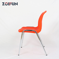 Chaises d'étude ergonomiques contemporaines pour enfants en plastique avec pieds en fer pour mobilier de classe