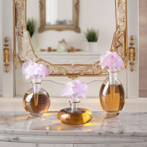 Jolie bouteille de parfum ronde, rechargeable, vente en gros, ensemble cadeau de dubaï, emballage plaqué or, verre surdoré vide - Product Image 1