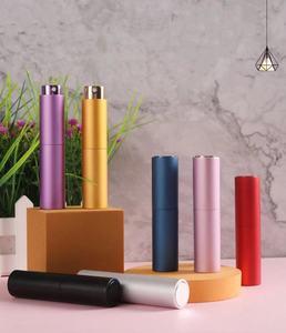 RTS yuvarlak 5ml Twist Up mini sprey şişesi 8ml alüminyum taşınabilir doldurulabilir 10ml parfüm <span class=keywords><strong>Atomizer</strong></span> - Product Image 1