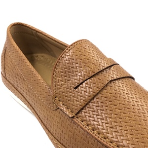 Nouvelles Chaussures Habillées Légères pour Hommes en Cuir Véritable Tressé et Gaufré, Façon Mocassins, Logo Personnalisé, Design Original, Idéales pour le Bureau, Collection Automne - Product Image 6