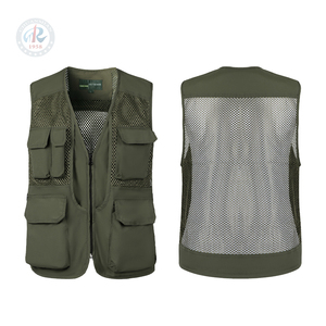 سترة صيد رجالية عالية الجودة بمقاسات كبيرة مع غطاء للرأس، خضراء اللون، بجيوب، تصميم تكتيكي عصري، إغلاق بالسحاب، شعار مطبوع، مصنوعة من البوليستر - Product Image 4