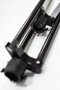 Beautiful and High Quality CHENYI Carbon Fiber Retractable <b>Tripod</b> with 1mm Thickness for Video Camera Shooting - Product Image 4