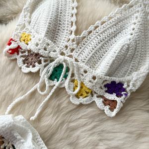 Maillot de bain une pièce en maille tricotée fait main avec col en V, style crochet, pour femme – Collection Custom America Best Swimwear - Product Image 4