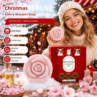 Savon Solide Hydratant et Éclaircissant Thème Noël, Parfum Fleur de Cerisier, à la Niacinamide, Fait Main, pour le Bain et le Visage, Adapté à Tous