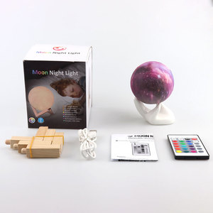 Lámpara Nocturna Moderna de PVC con Control Remoto, Recargable, Impresa en 3D, con 16 Colores, para Interiores - Product Image 6
