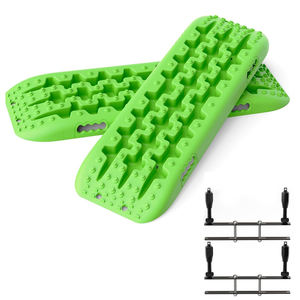 Fourniture d'usine hors route sauvetage récupération conseil aider les voitures à passer à travers les nids de poule panneaux de traction des pneus avec montage fixe - Product Image 4