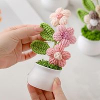 Bunga Rajut Crochet Terlaris dengan Warna Gradasi dalam Pot, Bunga Buatan Tangan untuk Dekorasi Rumah, Kantor, Mobil, Hari Valentine