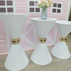 مجموعة قواعد عرض وطاولات حلوى وكيك معدنية حديثة باللون الأبيض لتزيين حفلات أعياد الميلاد وحفلات استقبال المولود والزفاف والمناسبات - Product Image 4