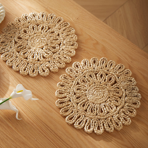 Decoración <span class=keywords><strong>de</strong></span> <span class=keywords><strong>mesa</strong></span> <span class=keywords><strong>de</strong></span> macramé, juego <span class=keywords><strong>de</strong></span> manteles individuales bohemios hechos a mano, <span class=keywords><strong>tapetes</strong></span> combinados <span class=keywords><strong>tejidos</strong></span> <span class=keywords><strong>de</strong></span> paja <span class=keywords><strong>de</strong></span> maíz Natural para <span class=keywords><strong>mesa</strong></span> <span class=keywords><strong>de</strong></span> comedor, cocina - Product Image 4