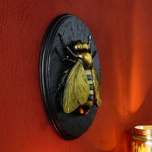 Decorazione Murale Vintage 3D con Insetti, Arte Gotica in Resina con Esemplari di Coleotteri e Api, Placca da Parete Personalizzata OEM, Decorazione per la Casa all'Ingrosso - Product Image 1