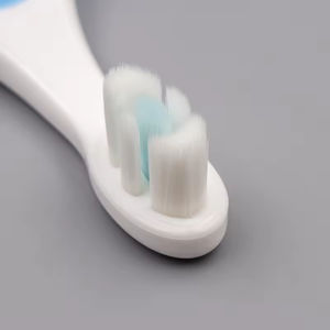 Venta al por mayor <span class=keywords><strong>de</strong></span> cepillo <span class=keywords><strong>de</strong></span> dientes en forma <span class=keywords><strong>de</strong></span> U para niños fabricación Kid's Penguin OEM cepillo <span class=keywords><strong>de</strong></span> dientes <span class=keywords><strong>de</strong></span> cartón para niños - Product Image 5