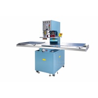 Hochfrequenzmaschine mit Einzelkopf-Scheibenantrieb für die Autoteppichproduktion