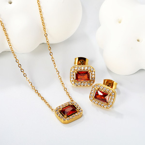 Parure Collier et Boucles d'Oreilles Rectangulaires Style Européen et Américain, Zircon Rouge Grenat, Bijoux de Soirée pour Femme, Pendentif Géométrique, Tonalité Or - Product Image 1