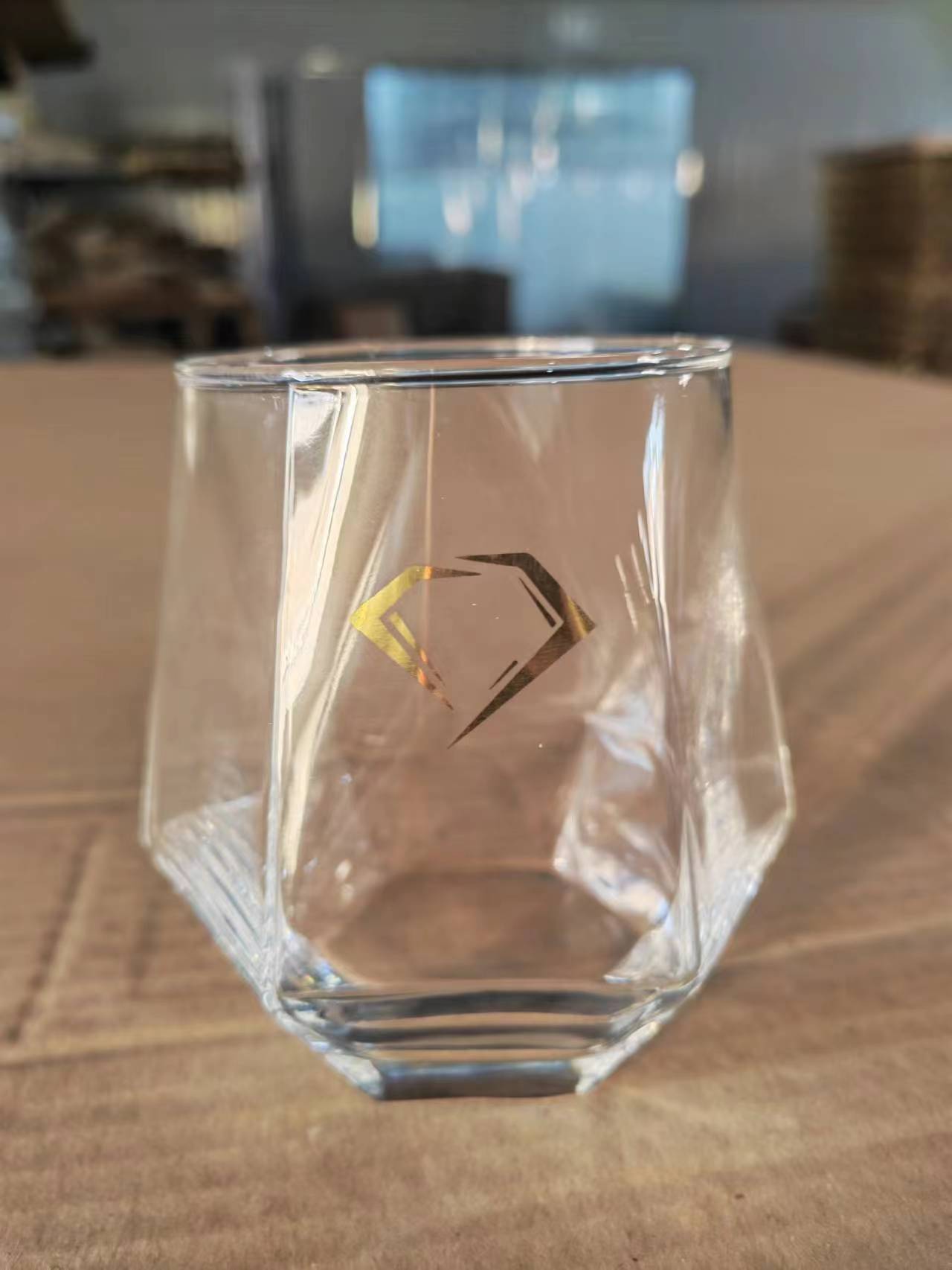 Transparent + autocollant