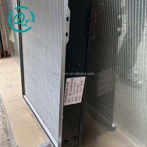 Radiateur et réservoir d'eau pour excavatrice EexcavaStart XG806 – Noyau en aluminium durable, refroidissement efficace, garantie 1 an, Guangdong - Product Image 2