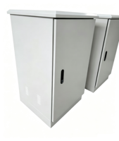 Armoire réseau extérieure sur pied 6U-18U 600 mm à dessus plat soudé, étanche IP55, rack de serveur en acier standard 19 pouces en stock