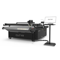 Machine de découpe numérique à plat multifonctionnelle automatique 1600 mm 2500 mm KT PVC carton