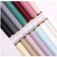 Papier d'emballage imperméable double face en PE coréen Golden Edge 58x58cm, emballage cadeau floral personnalisé pour les fournitures de fleuristes