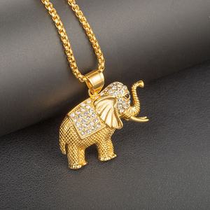 Оптовая продажа ювелирных изделий из нержавеющей стали Мужские аксессуары 18K позолоченный Циркон слон кулон - Product Image 4