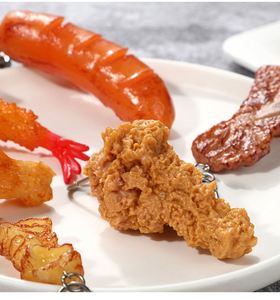 พวงกุญแจรูปอาหารจำลอง PVC ของขวัญสุดสร้างสรรค์ ไก่ทอด ไส้กรอก เฟรนช์ฟรายส์ ขนาดเล็กเหมือนจริง - Product Image 3