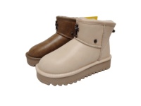 Bottines d'hiver pour femmes en cuir PU imperméable avec décorations métalliques personnalisées, doublées de fourrure, antidérapantes, à plateforme, pour l'extérieur