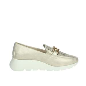 Amarpies Mocasines de mujer AMD28405 Zapatos planos color platino con diseño perforado y suela gruesa - Product Image 4