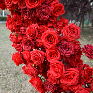 ดอกไม้ประดิษฐ์ตกแต่งซุ้มรูปหัวใจสำหรับงานแต่งงานซุ้มดอกกุหลาบสีแดงประดิษฐ์สำหรับตกแต่งซุ้มดอกไม้รูปหัวใจสำหรับงานแต่งงาน - Product Image 4