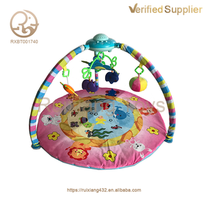 Fourniture d'usine en gros enfant activité salle de sport tapis de jeu animaux hochet <span class=keywords><strong>sol</strong></span> bébé jouer ramper musical pas cher tapis de jeu - Product Image 4