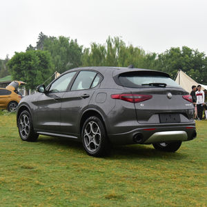 Voitures <span class=keywords><strong>SUV</strong></span> de haute qualité <span class=keywords><strong>Alfa</strong></span> <span class=keywords><strong>Romeo</strong></span> Stelvio 2.0L L4 280HP voitures à essence 5 places voitures neuves à grande vitesse - Product Image 4
