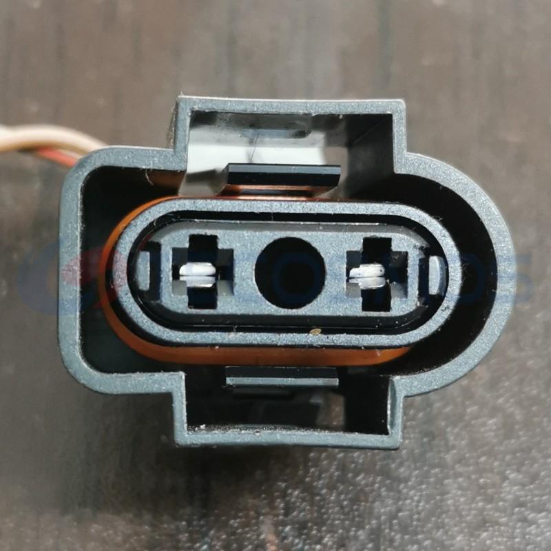 Car Connector for Audi Expansion Flask 7M0973202 2 Pins CT2-0083M