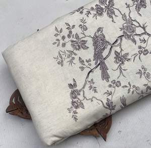 Tissu en coton Khadi imprimé, écologique, tissé à la main, doux, respirant, textile indien pour robes d'été et vêtements élégants - Product Image 3