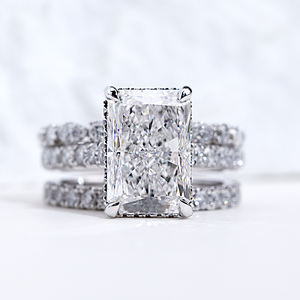 แหวนเพชรทรงเรเดียนท์ 14K รุ่น MSR-2042 ของ Messi Jewelry สำหรับผู้หญิง - Product Image 1