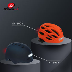 Fabricant de vélos de haute qualité modèle unique à trois lumières Skate Snow Scooter <span class=keywords><strong>Casque</strong></span> avec lumière led - Product Image 4