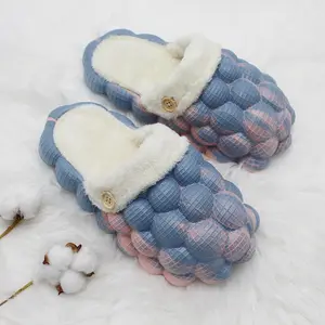 Kleurrijke Groothandel Warm Pluche Winter Massage Roze Mannen Vrouwen Slippers Sandalen Wrap Bal Golfbal Harige Bubble Glijbanen Met Bont