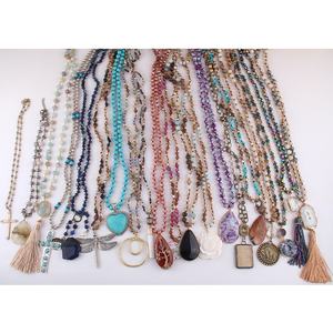 Collar de toro para mujer, 20 piezas, mezcla de diferentes diseños, piedra Natural, cristal, Cruz, Gecko, flecha, abalorio, conjunto de collar con borlas - Product Image 6