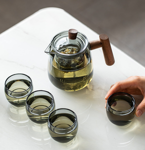 <span class=keywords><strong>Teiera</strong></span> in Vetro Borosilicato da 450ml con Manico in Legno e Infusore, Adatta <span class=keywords><strong>per</strong></span> Fornelli Elettrici e in Ceramica - Product Image 6