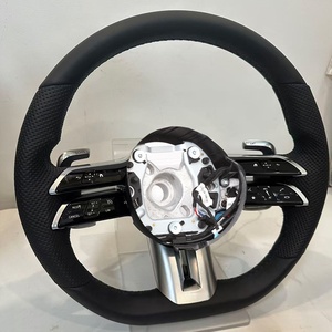 Tay lái bằng sợi Carbon thể thao hiện đại với hiệu suất phù hợp và cấu trúc mạnh mẽ cho nhu cầu lái xe hàng ngày - Product Image 5