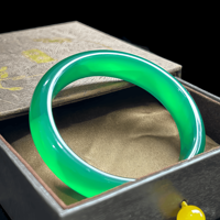 Bracelet en jadéite birmane naturelle de qualité A, vert vif, rond et délicat, translucide, élégant et polyvalent.