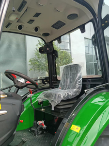 Tracteur agricole 4x4 de 100 CV pour la récolte du blé avec cadre de sécurité et boîte de vitesses 8+2 - Product Image 4