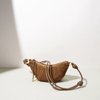 Sac bandoulière rétro haut de gamme en cuir véritable mat avec fermeture éclair, modèle dumpling, nouvelle tendance 2027, personnalisable ODM/OEM