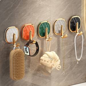 Crochet mural adhésif de luxe pour serviettes de salle de bain, forte capacité de charge, <span class=keywords><strong>sans</strong></span> perçage, auto-adhésif - Product Image 1