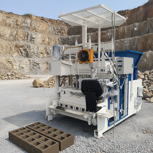 Machine à blocs de béton mobile grande capacité WT12-15, machine automatique de fabrication de briques creuses en ciment à haute capacité - Product Image 1