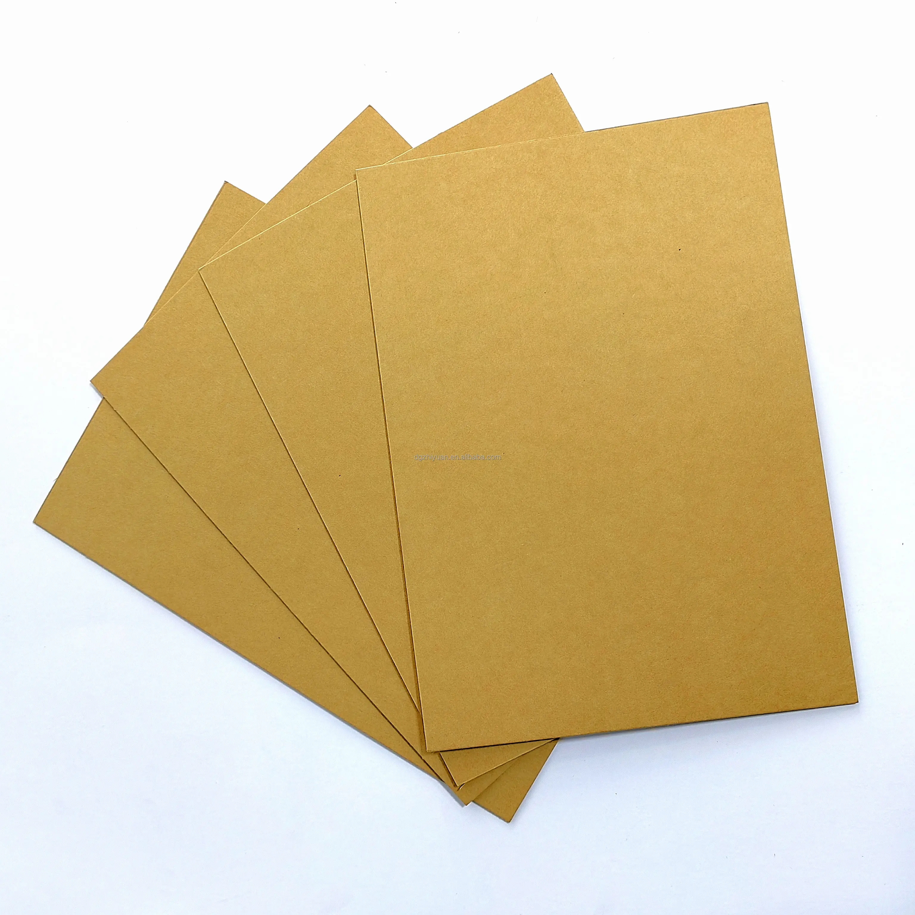 1,5 mm 2 mm 2,5 mm Kraftpapier braunes Kraftpapier Karton beschichteter Kraftkarton Klappbox Schuhboxen Verpackungsboxen