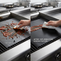 Ensemble de tapis de cuisson pour barbecue au charbon de bois en PTFE antiadhésif réutilisable, résistant à la chaleur jusqu'à 360 degrés Celsius, avec pince et brosse pour grillades